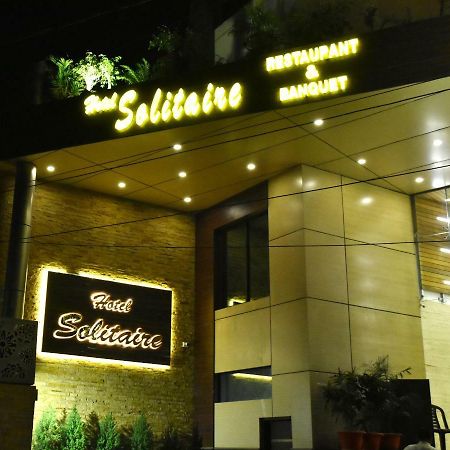 Hotel Solitaire Chinhat エクステリア 写真