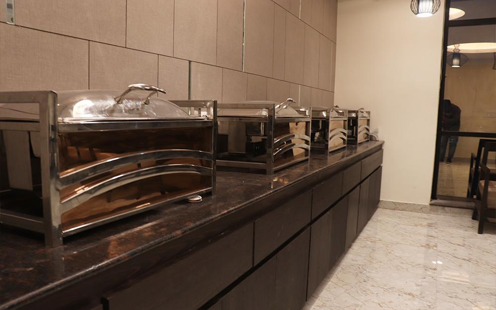 Hotel Solitaire Chinhat エクステリア 写真